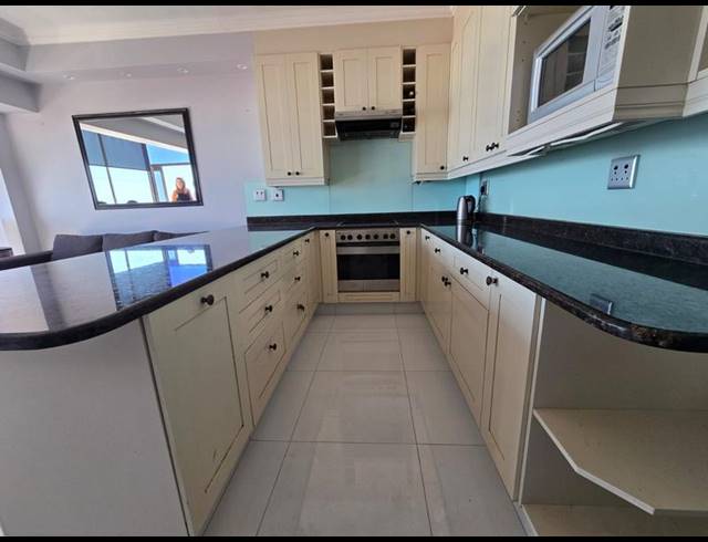 2 BEDROOM PROPERTY TO RENT IN SEA POINT